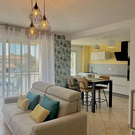 Apartment Superbe T3 - Piscine- Terrasse- Parking- 900 M 6pin2102