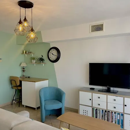 Superbe T3 - Piscine- Terrasse- Parking- 900 M 6pin21 Appartement Le Barcarès